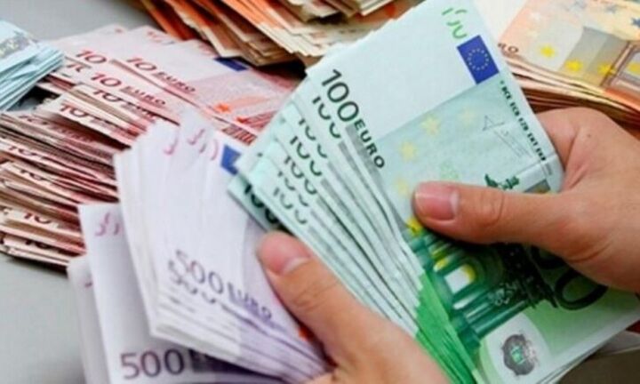 Εξαγοράσιμη ποινή φυλάκισης 6 ετών σε συνταξιούχο εφοριακό για υπόθεση υπεξαίρεσης 320.000 ευρώ