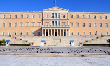  Κατατέθηκε στη Βουλή το νομοσχέδιο για τον Τύπο