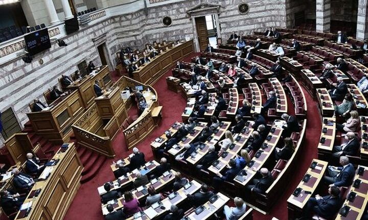 Βουλή: Ψηφίστηκε το νομοσχέδιο για την ΕΥΠ