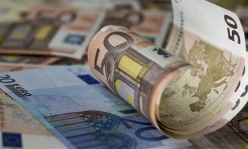 Πότε καταβάλλεται το Δώρο Χριστουγέννων - Τι πρέπει να κάνει ο εργαζόμενος, αν δεν του καταβληθεί
