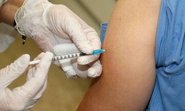Χωρίς ιατρική συνταγή, από σήμερα, ο αντιγριπικός εμβολιασμός