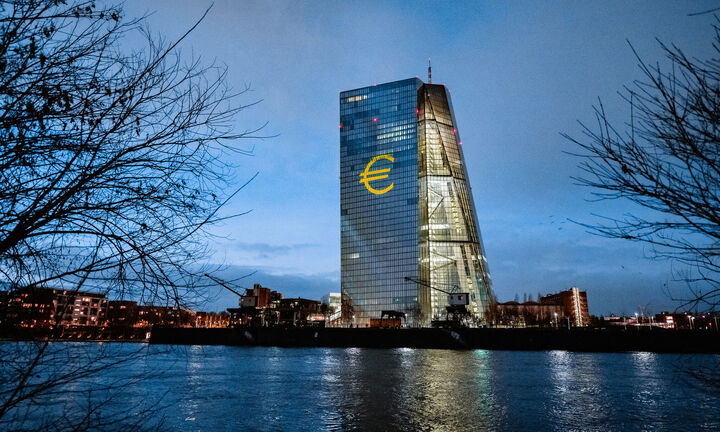 Οι χρηματαγορές ανεβάζουν τα στοιχήματα αύξησης επιτοκίων της ΕΚΤ, η κορύφωση διαμορφώνεται στο 3,5%