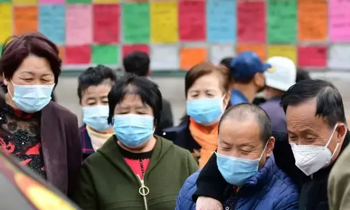 Σχεδόν 37 εκατ. άνθρωποι στην Κίνα ίσως έχουν μολυνθεί από κορωνοϊό