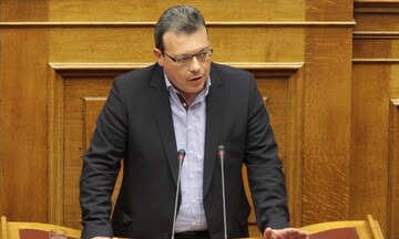  Σ.Φάμελλος: Πάρτι αισχροκέρδειας στο ρεύμα και μέσα στις γιορτές