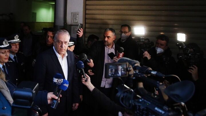 Θεοδωρικάκος: Ενισχύουμε με 600 νέους ειδικούς φρουρούς τα αστυνομικά τμήματα της Αττικής
