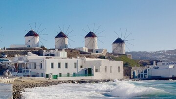 Στα 17,4 δισ. ευρώ το τουριστικό συνάλλαγμα στο ενδεκάμηνο