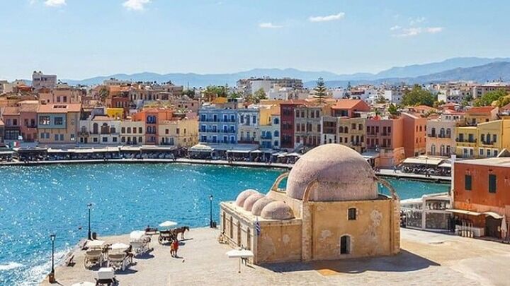 Στην Κρήτη ξεκίνησαν οι ημέρες καριέρας για τις προσλήψεις στα ξενοδοχεία