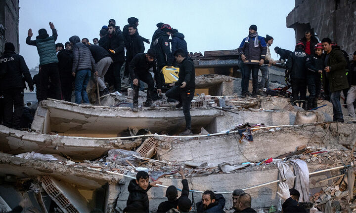 Σεισμός στην Τουρκία: Άμεση αποστολή ανθρωπιστικής βοήθειας από Ελλάδα - Αναχωρεί C-130 από Ελευσίνα