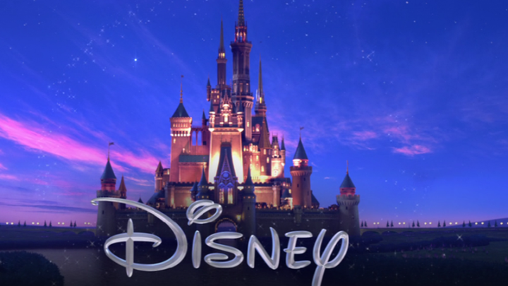 Η Disney ανακοινώνει 7.000 απολύσεις