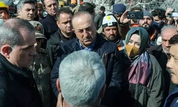 Τσαβούσογλου: Η Τουρκία δεν θα επιτρέψει νέο κύμα προσφύγων από τη Συρία