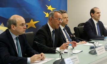 Το πακέτο των 7 παρεμβάσεων για συνταξιούχους, οφειλέτες, αγρότες - Βελτιώσεις στον εξωδικαστικό 