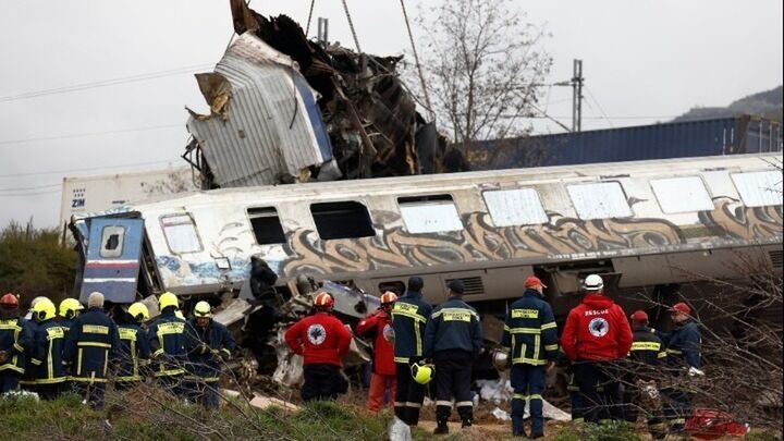 Σιδηροδρομικό δυστύχημα στα Τέμπη: 57 επιβεβαιωμένοι νεκροί - 36 σοροί έχουν ταυτοποιηθεί