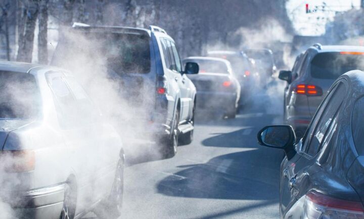 Η ΕΕ βάζει πιο αυστηρούς κανόνες για τις εκπομπές ρύπων από τα αυτοκίνητα
