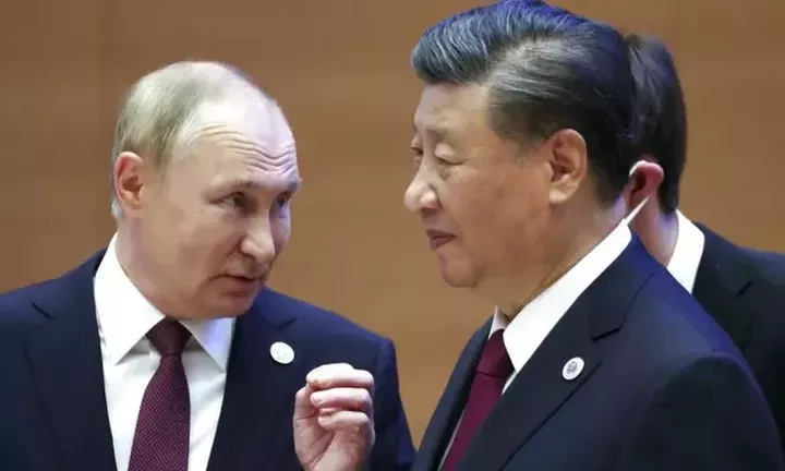 Πούτιν προς Σι Τζινπίνγκ: Θα βοηθήσω οι κινεζικές εταιρείες να αντικαταστήσουν τις αμερικανικές