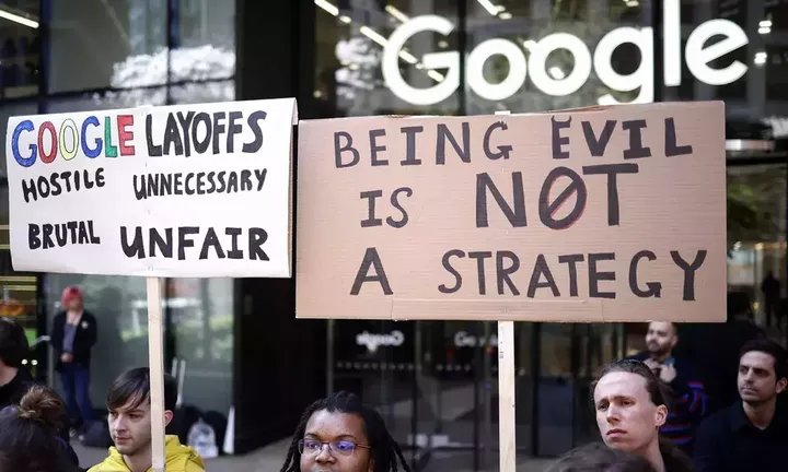 Στάση εργασίας στα γραφεία της Google στο Λονδίνο κατά των απολύσεων