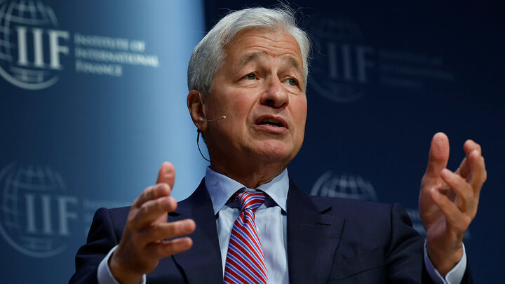 Jamie Dimon (JP Morgan): Η τραπεζική κρίση πλησιάζει στο τέλος της - Πιθανότερη η ύφεση