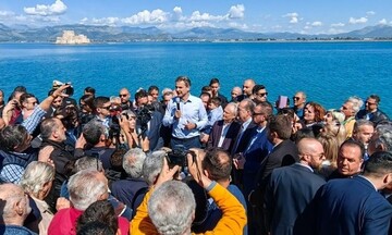 Μητσοτάκης: Είμαστε εδώ ανά πάσα στιγμή για να κριθούμε και να συγκριθούμε