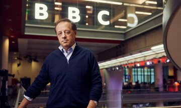 Παραιτήθηκε ο πρόεδρος του BBC Ρίτσαρντ Σαρπ μετά το σκάνδαλο για τον διορισμό του