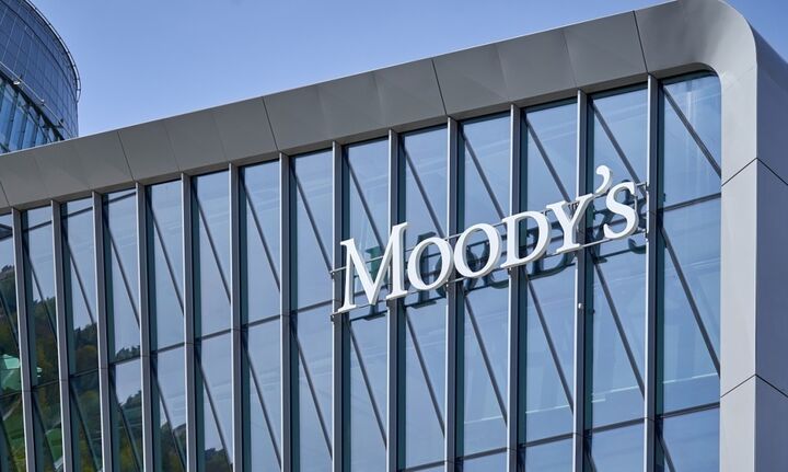 Moody’s: Ο δρόμος προς την επενδυτική βαθμίδα δύσκολος και "στρωμένος" με μεταρρυθμίσεις 