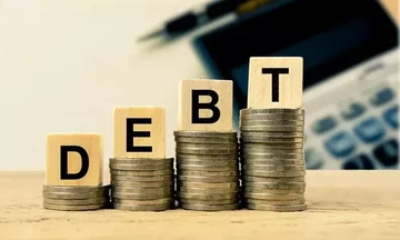 Ξεπέρασε τα 17 τρισ. δολάρια για πρώτη φορά το καταναλωτικό χρέος στις ΗΠΑ