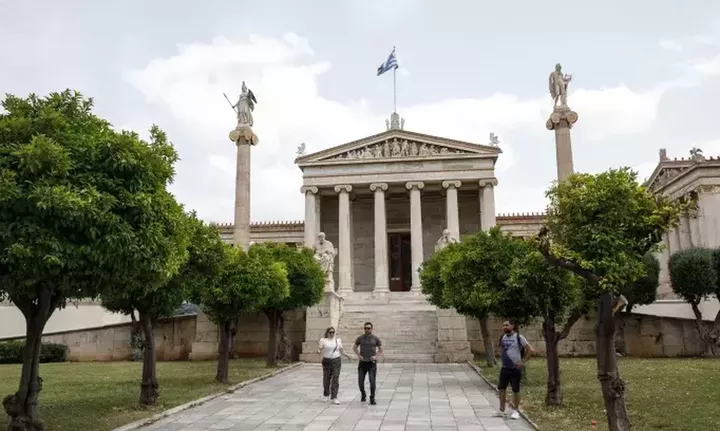 CNBC: Πως μεταμορφώθηκε η Ελλάδα από προβληματικό παιδί σε μεταρρυθμιστικό πρότυπο