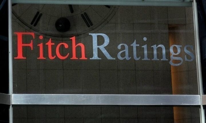 Fitch: Υποβάθμισε σε αρνητική την προοπτική του αξιόχρεου των τραπεζών Fannie Mae και Freddie Mac