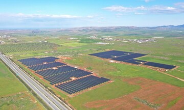 HELLENiQ ENERGY: Προχωρά στην πρώτη της επένδυση σε ΑΠΕ στην Κύπρο - Εξαγορά 2 φωτοβολταϊκών πάρκων