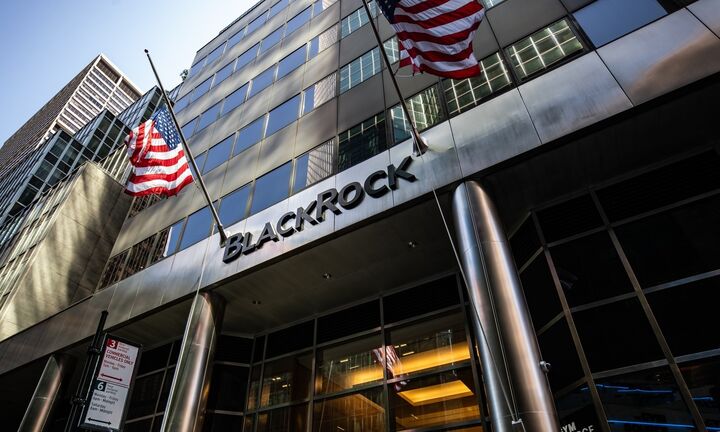 BlackRock: Άνοιγμα στα κρυπτονομίσματα - Ετοιμάζει bitcoin ETF
