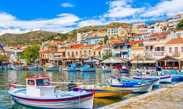 Η Daily Telegraph «ψηφίζει» Ελλάδα για ιδανικές διακοπές το 2023