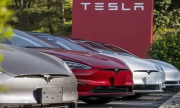  Tesla: Συνομιλίες στην Ινδία για νέο αυτοκίνητο 24.000 δολαρίων