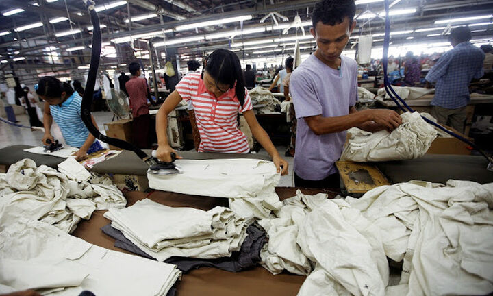 Zara, Mango, Marks & Spencer σταματούν τια αγορές ρούχων από τη Μιανμάρ