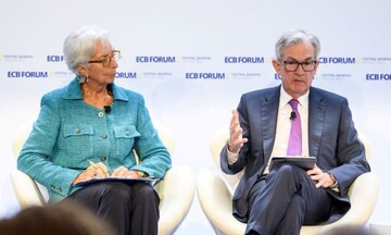 Το δίλημμα που αντιμετωπίζουν ΕΚΤ και Fed με τα επιτόκια - Προσεκτικές κινήσεις συνιστά το ΔΝΤ