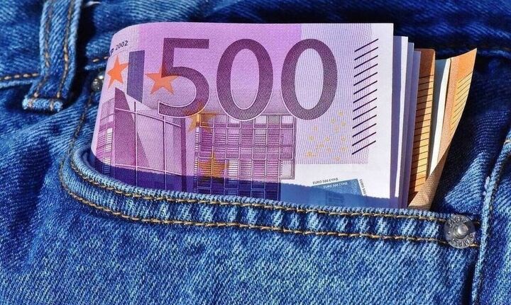 Μισθοί: κατώτατο όριο τα 700 ευρώ καθαρά από 01/05/2024