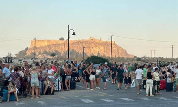 Tour operators: Η Ελλάδα έδειξε ότι μπορεί να αντιμετωπίσει απροσδόκητα γεγονότα 