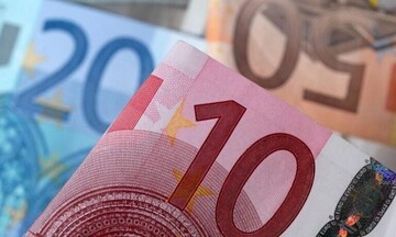 Ευρωζώνη: Αυξήθηκαν τα επιτόκια σε δάνεια και καταθέσεις τον Ιούνιο  