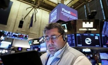 Αναλυτές: Το καθεστώς των υψηλότερων επιτοκίων ασκεί πιέσεις ύφεσης στις ΗΠΑ