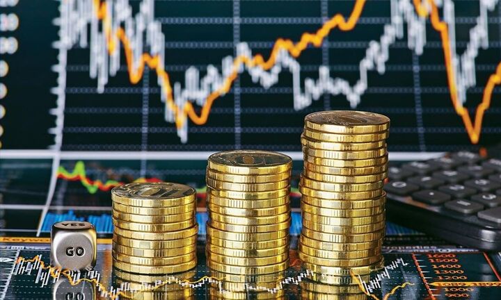 Οι "βολές" του οίκου Fitch, η στάση της Moody's και οι ανακατατάξεις στον κακασκευαστικό κλάδο