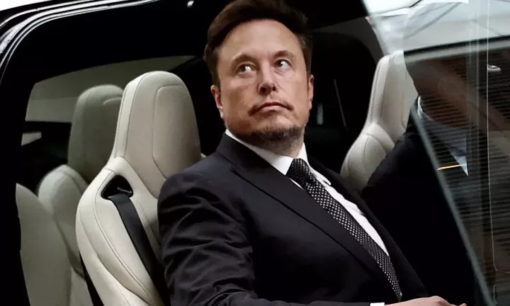 WSJ: Ο Έλον Μασκ δανείστηκε 1 δισ. δολάρια από τη SpaceX για την συμφωνία με το Twitter