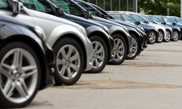Αύξηση 11,9% στις πωλήσεις αυτοκινήτων το α’ οκτάμηνο - Τι δείχνουν τα στοιχεία της ΕΛΣΤΑΤ