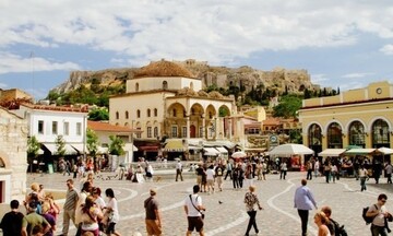 H Eλλάδα κατέκτησε τη πρώτη θέση στα News UK Travel Awards 2023