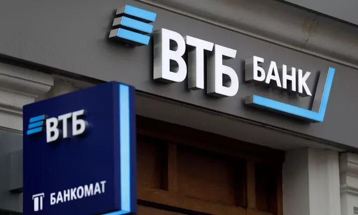 Ρωσία: Τα υψηλά επιτόκια βουλιάζουν τα κέρδη των τραπεζών