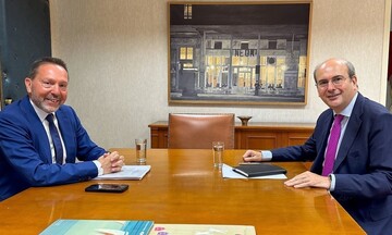 Η Βαβέλ της...Φρανκφούρτης, οι προβλέψεις Jamie Dimon, Ed Yardeni και η κατρακύλα της ΤτΕ στο -7,54%