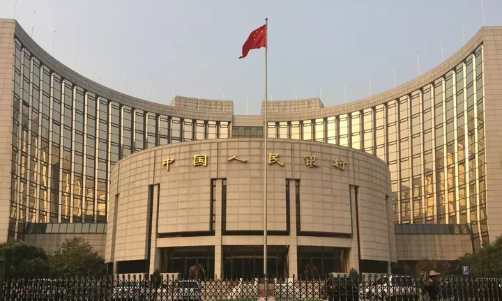 «Ένεση» ρευστότητας 162 δισ. γουάν στη διατραπεζική αγορά από τη Λαϊκή Τράπεζα της Κίνας