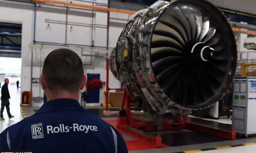 Rolls-Royce: Καταργήσει έως και 2.500 θέσεις εργασίας σε μια προσπάθεια μείωσης του κόστους
