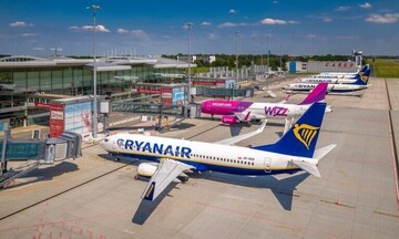 Ryanair VS Wizz: Νέο πεδίο μάχης η ανατολική Ευρώπη για τις low cost αεροπορικές εταιρείες  