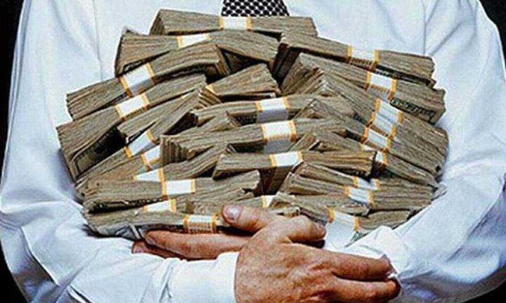 Ο φόρος στους δισεκατομμυριούχους θα μπορούσε να αποφέρει 250 δισ. δολ. ετησίως