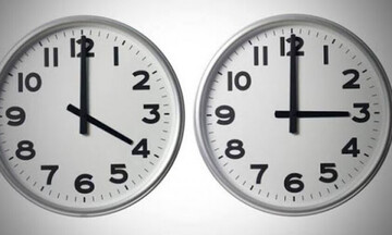 Αλλαγή ώρας: Την Κυριακή (29/10) γυρίζουμε τα ρολόγια μια ώρα πίσω