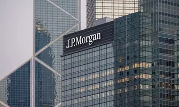 JP Morgan: Αγοράστε ελληνικά ομόλογα, έρχεται αναβάθμιση της Ελλάδας από την Fitch την 1η Δεκεμβίου