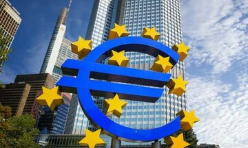  Τα γεράκια της ΕΚΤ απορρίπτουν τα στοιχήματα πρόωρης μείωσης επιτοκίων