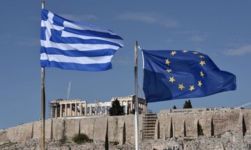 Reuters: Η Ελλάδα θα αποπληρώσει πρόωρα δάνεια διάσωσης 5,3 δισ. ευρώ